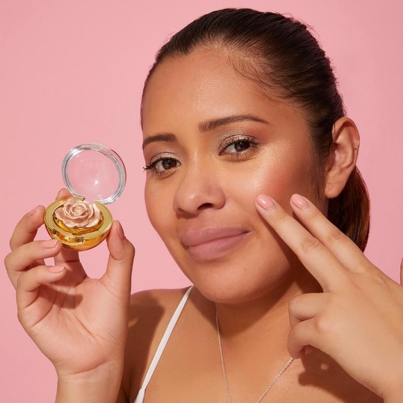 $11❤️‍🔥 LAST 1! Winky Lux Cheeky ROSE Cream Highlighter 🌹 NEW IN BOX - Picture 4 of 7